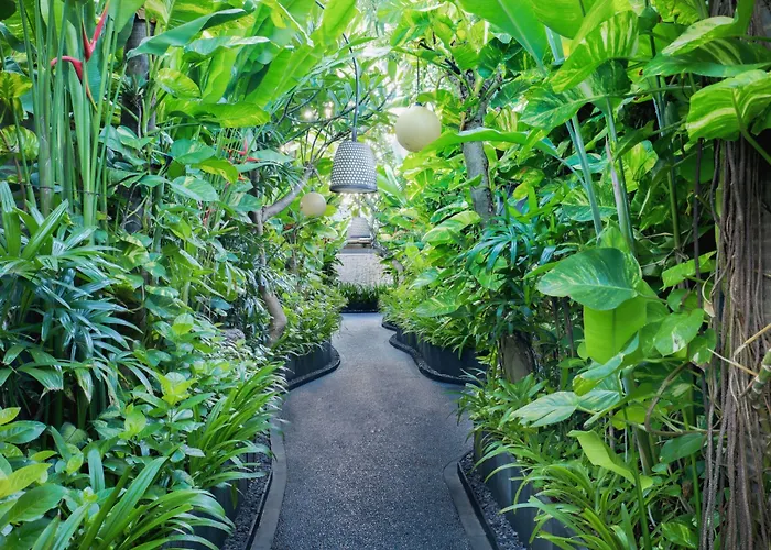 Seminyak Sanctuary By Ini Vie Hospitality * レギャン