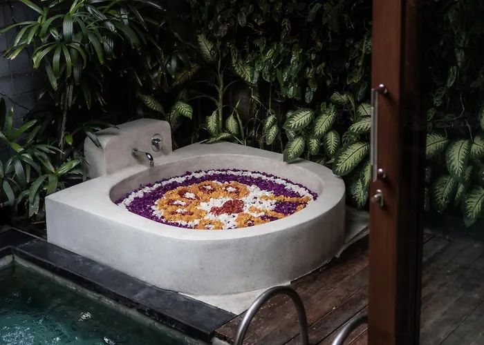 Seminyak Sanctuary By Ini Vie Hospitality * レギャン